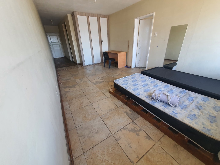 1 Bedroom Property for Sale in Bloemfontein Free State